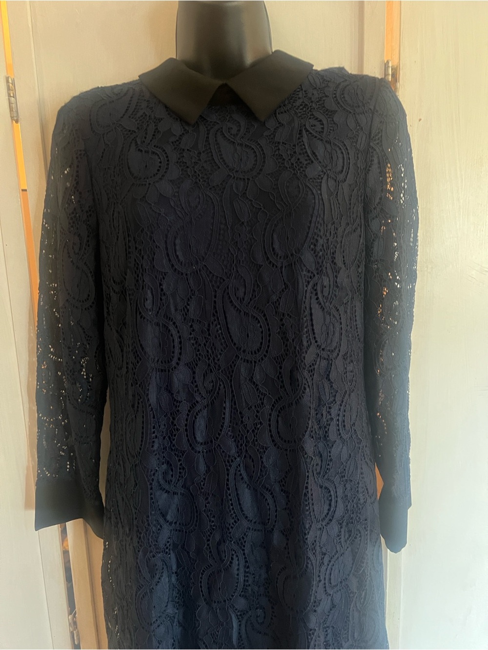 Tommy Hilfiger Navy Lace with black Peter Pan Collar sz 8
